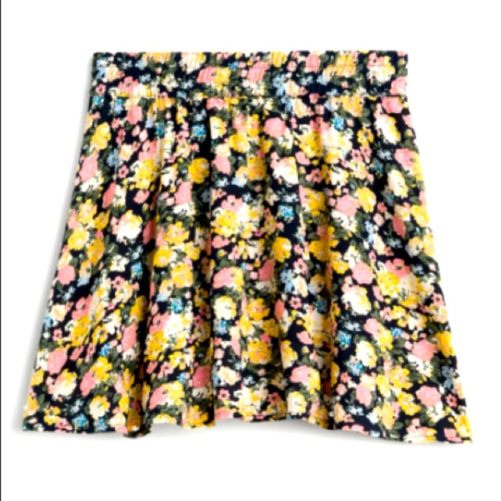 Vero Moda elastic waist full skirt mini